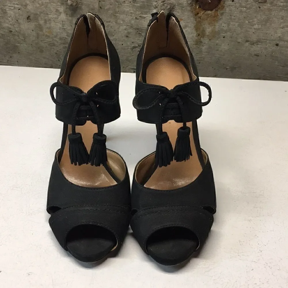 𝅺euc Talbots peep toe high heel tassel shoes sz 7.5